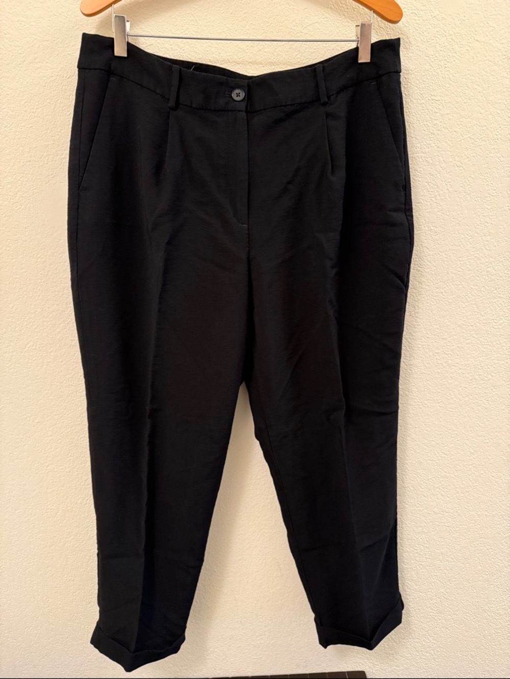 LOFT Black Cropped Tailored Ankle Pants